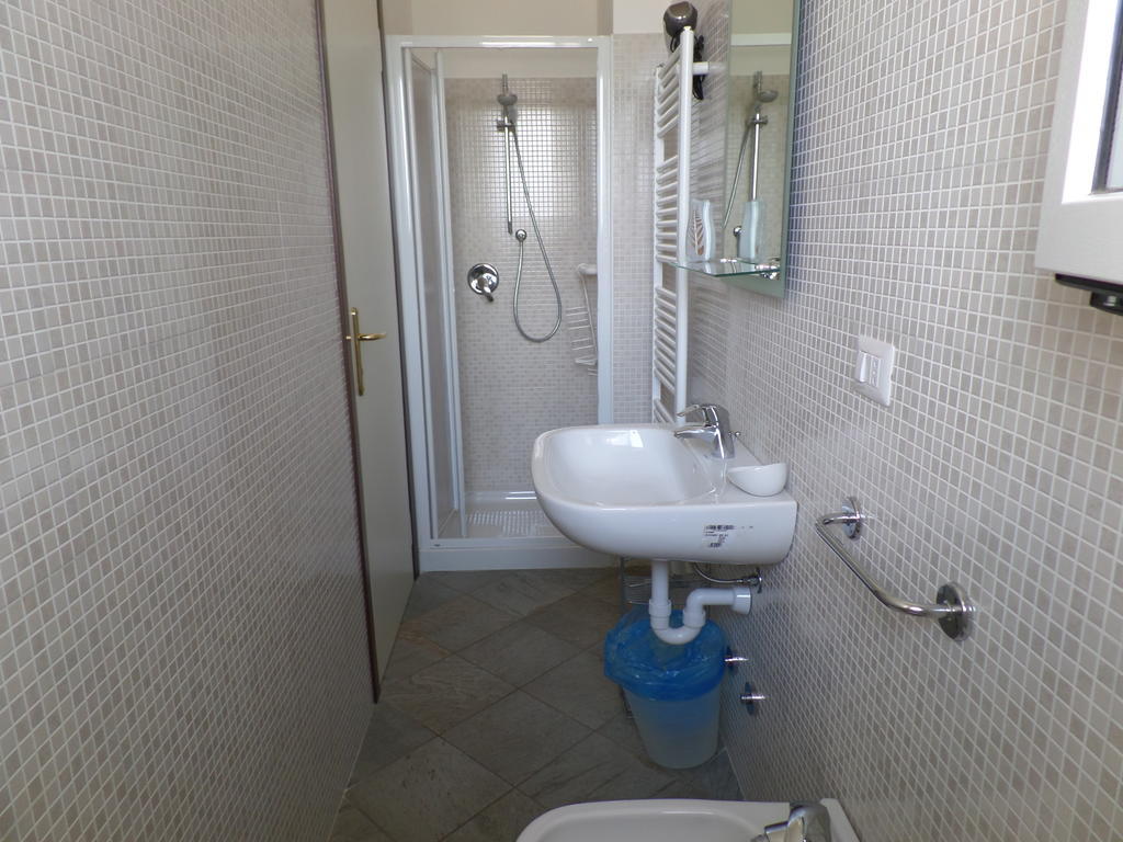 B&B Partenza Funivia Lecco Quarto foto