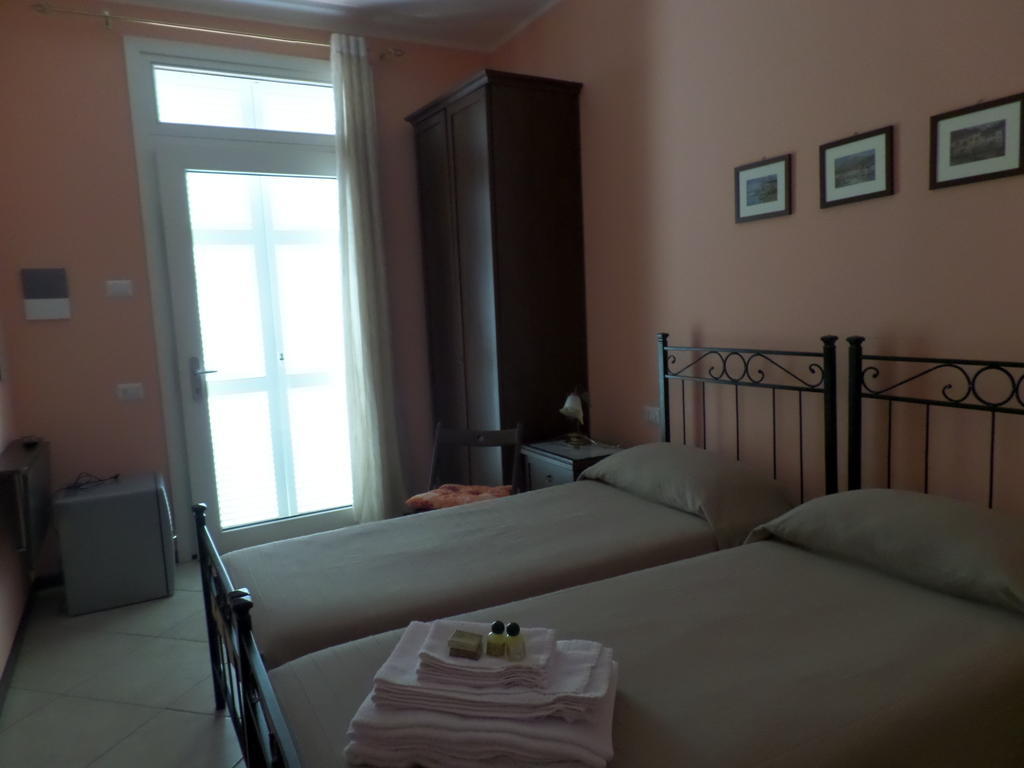 B&B Partenza Funivia Lecco Quarto foto